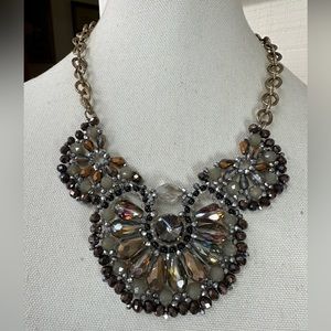 Bold sparkly neutral tone necklace